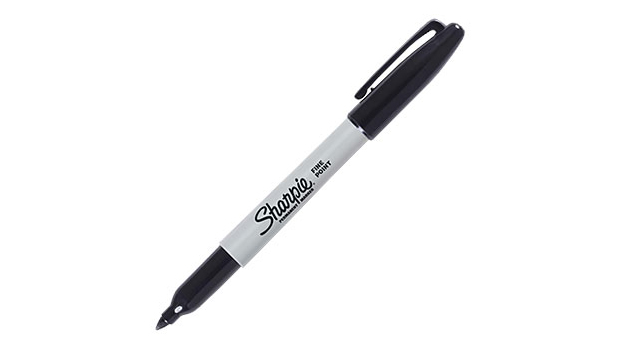 sharpie permanent marker pen