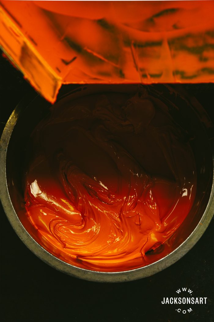 the differences between grades of oil paint