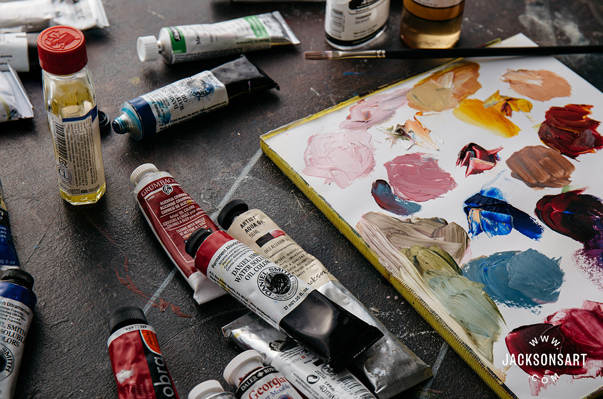 A Guide to Different Types of Artists' Paint Palettes - Trembeling Art