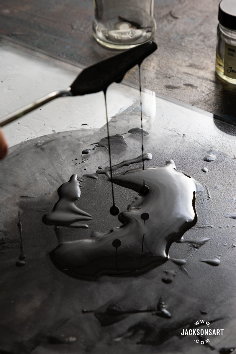 Making ink with black pigments