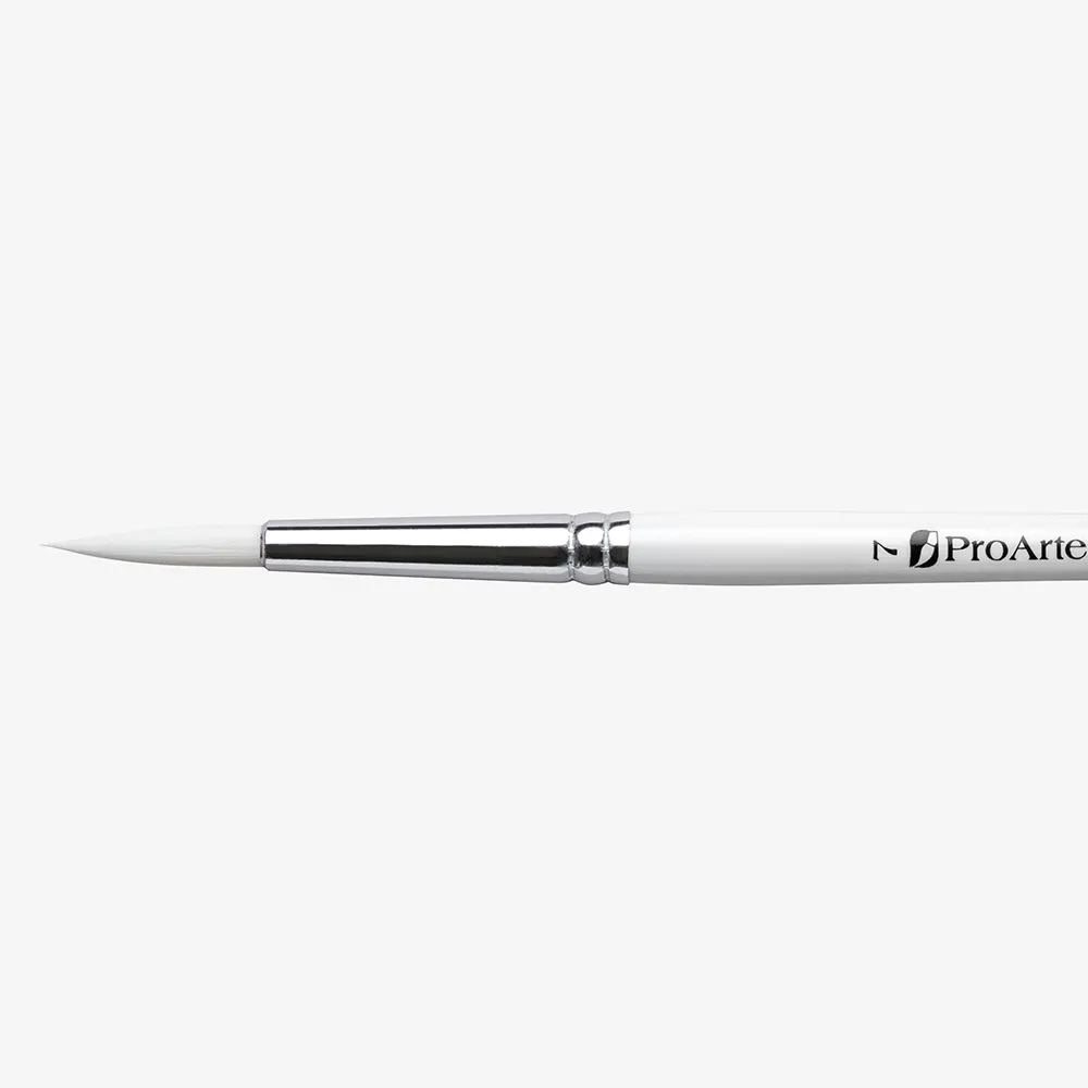 Pro Arte : Polar : White Nylon : Series 31 : Round : Size 7