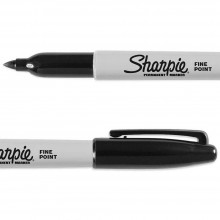 Sharpie : Permanent Marker Pen : Black : Fine Point