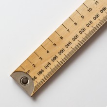 Jakar : Wooden metre ruler : 0-100cm on one edge and 0-1000mm on opposite edge