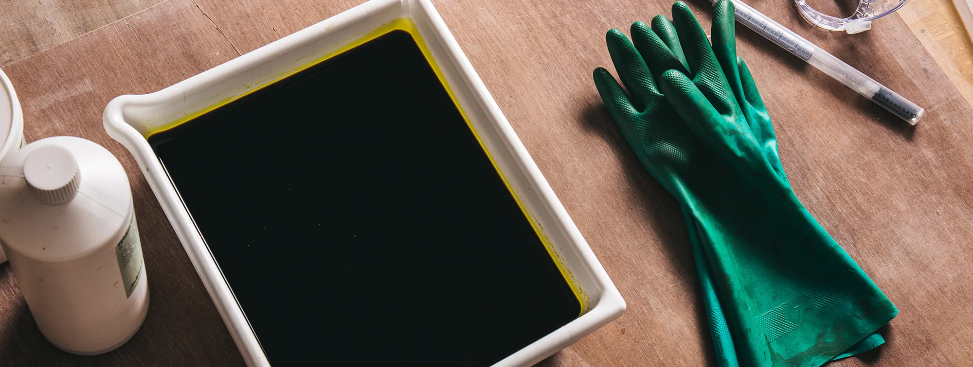 Etching mordants Ferric Chloride and Copper Sulphate are now tried and tested safer alternatives to Nitric Acid and Dutch Mordant.